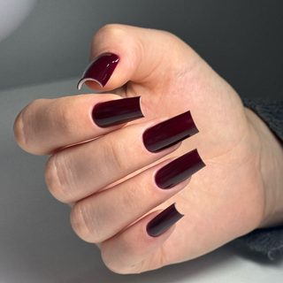 Zharassova nails, logo