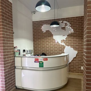 логотип компании