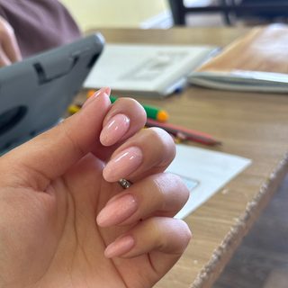 Nails Bota, логотип