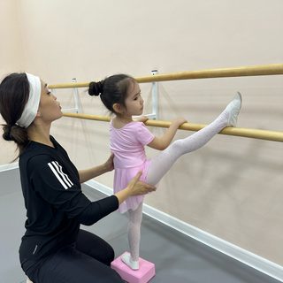 Assiya Ballet, логотип