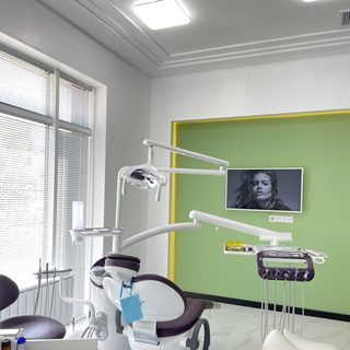 Dental plaza, логотип