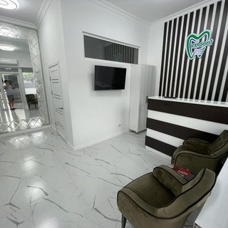RK Dent, dental centre, logo