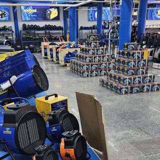 логотип компании