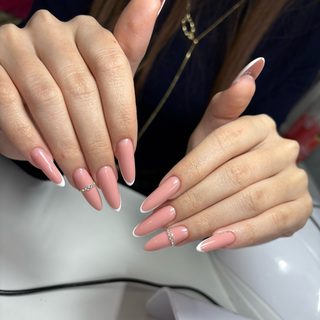 Beauty Salon, logo