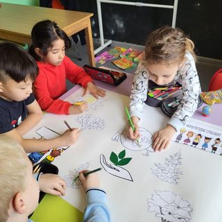 логотип компании
