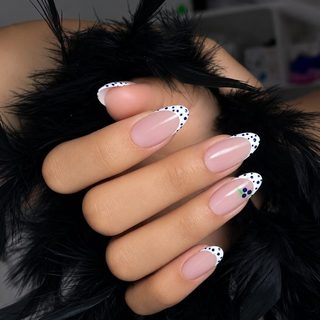 Express Nails, logo