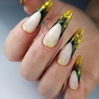 Shter nails, logo