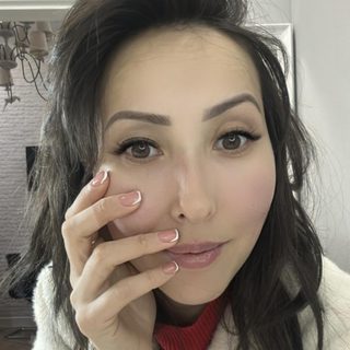 Dinaraomarova_, логотип
