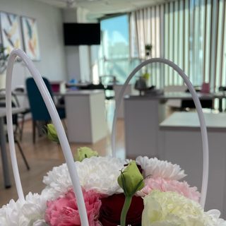 Nailroom, логотип