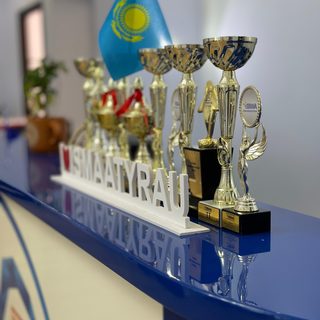 Исма Атырау, логотип