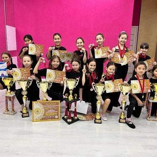LA Dance complex, танцевальная студия, логотип