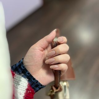 di_nails_krg, логотип