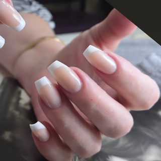 Маникюрная мастерская, логотип
