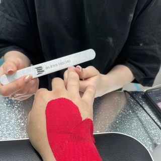 Nail master, логотип