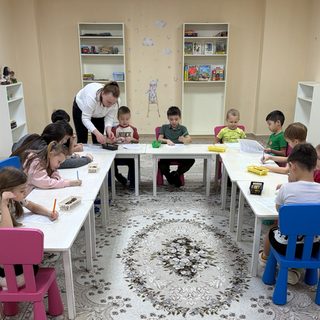 логотип компании