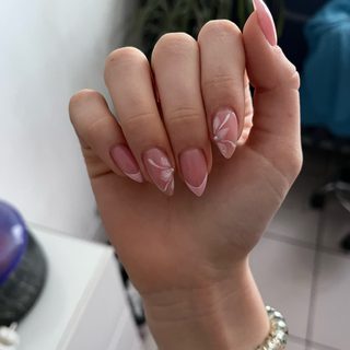 Creative, салон красоты, логотип