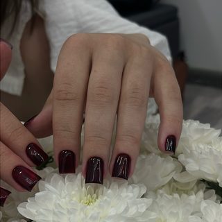 Nailsgram_kz, салон красоты, логотип