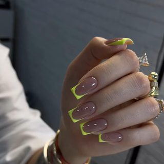 Sevea_nail_studio, салон красоты, логотип