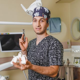 Gasanovclinic, логотип