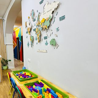 English school, логотип